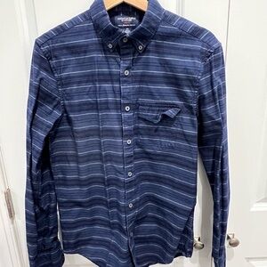 American eagle heavy cotton button down shirt